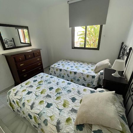 Apartamento Jardines Del Rocio ตอร์เรเดลมาร์ ภายนอก รูปภาพ