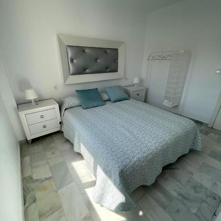 Apartamento Jardines Del Rocio ตอร์เรเดลมาร์ ภายนอก รูปภาพ