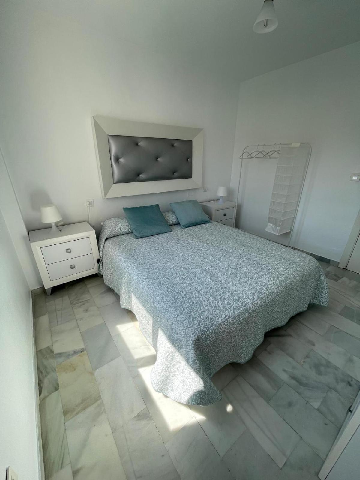 Apartamento Jardines Del Rocio ตอร์เรเดลมาร์ ภายนอก รูปภาพ